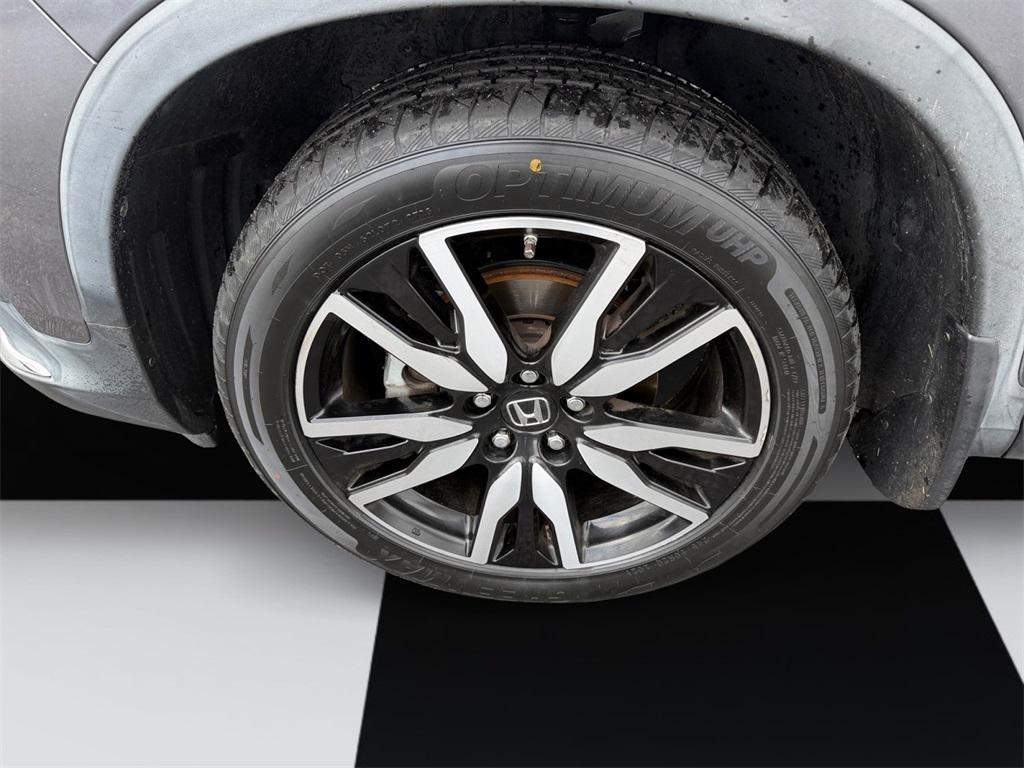 used 2019 Honda Pilot car, priced at $25,888