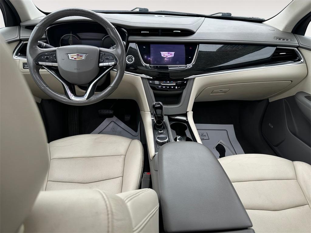 used 2020 Cadillac XT6 car, priced at $23,888