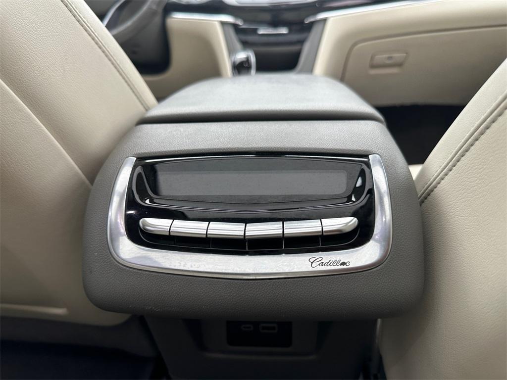 used 2020 Cadillac XT6 car, priced at $23,888