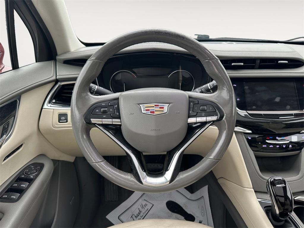 used 2020 Cadillac XT6 car, priced at $23,888