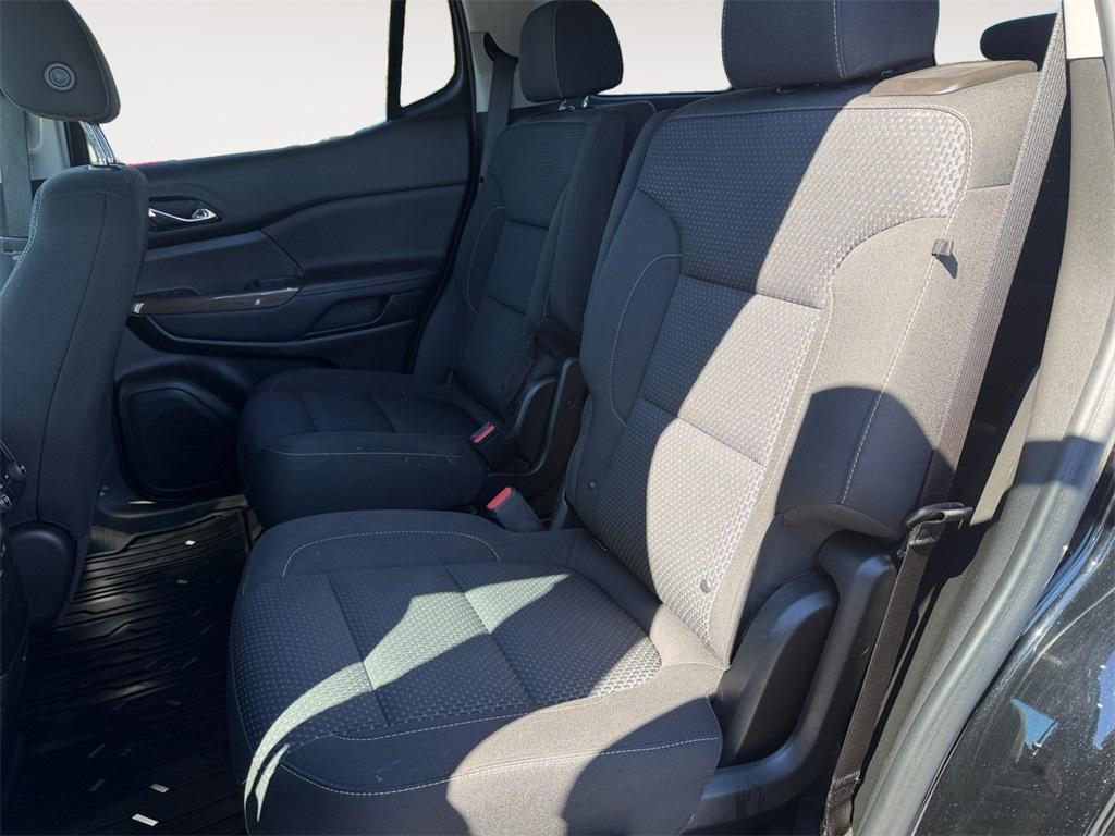 used 2022 GMC Acadia car, priced at $26,888