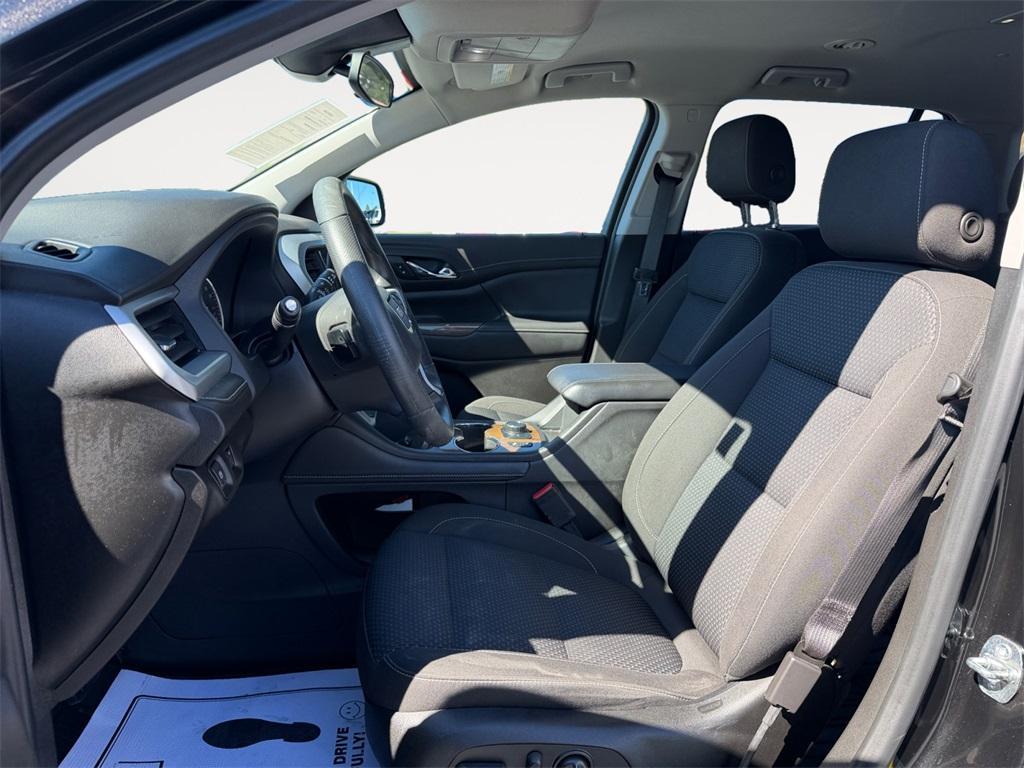 used 2022 GMC Acadia car, priced at $26,888