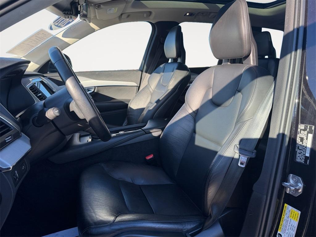 used 2021 Volvo XC90 car, priced at $21,888