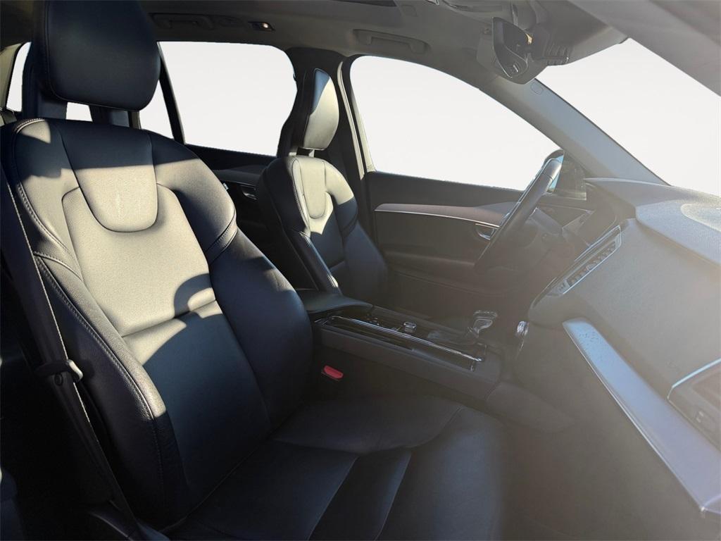 used 2021 Volvo XC90 car, priced at $21,888