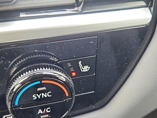 new 2025 Nissan Pathfinder car, priced at $43,852