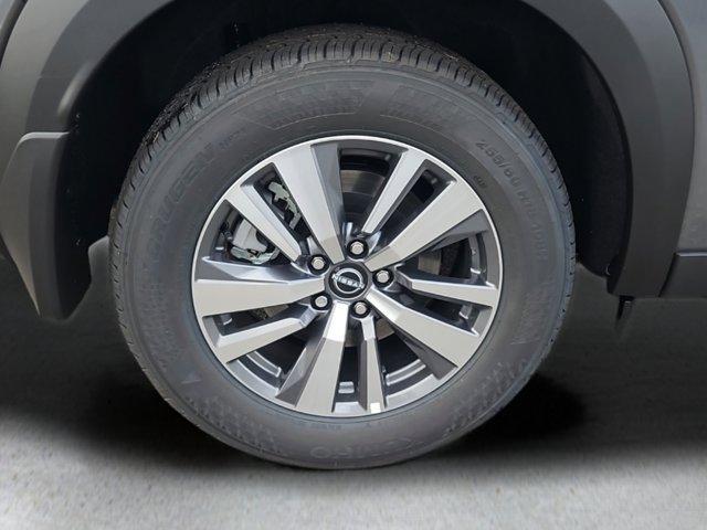 new 2025 Nissan Pathfinder car, priced at $46,670