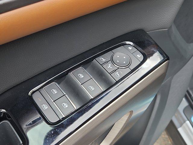 new 2025 Nissan Pathfinder car, priced at $48,265
