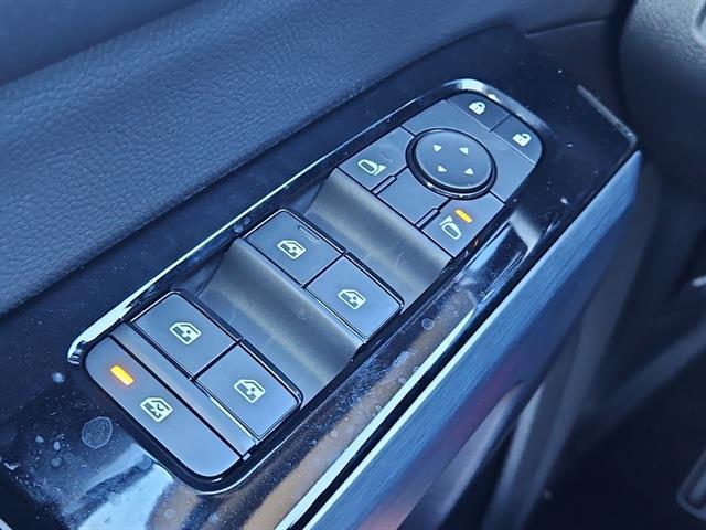 new 2025 Nissan Pathfinder car, priced at $46,521