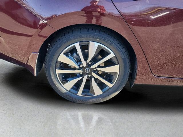 new 2025 Nissan Sentra car, priced at $24,902