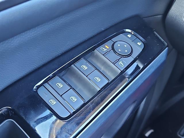 new 2025 Nissan Pathfinder car, priced at $42,116
