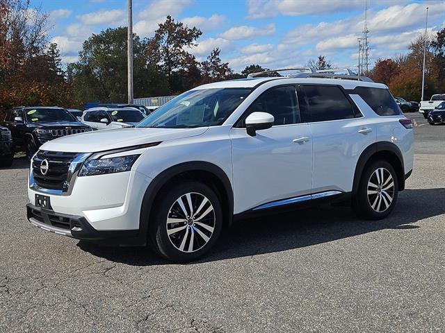 new 2025 Nissan Pathfinder car, priced at $49,831