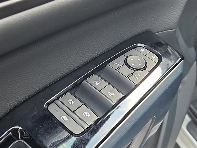 new 2025 Nissan Pathfinder car, priced at $43,069
