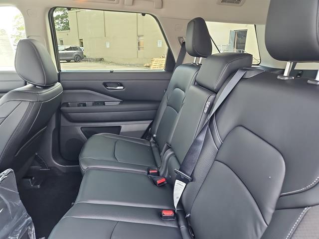 new 2025 Nissan Pathfinder car, priced at $43,069