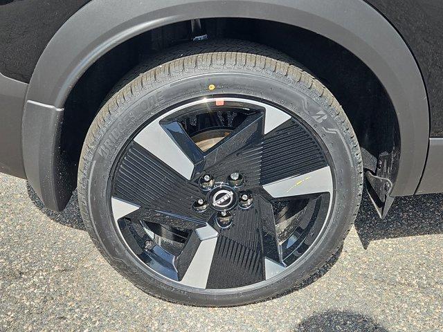 new 2025 Nissan Kicks car, priced at $29,294