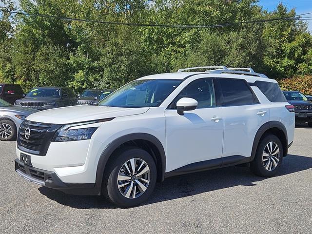 new 2025 Nissan Pathfinder car, priced at $43,818