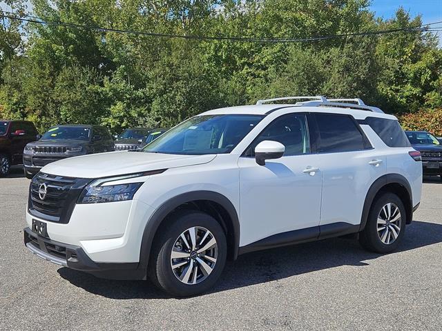 new 2025 Nissan Pathfinder car, priced at $43,818