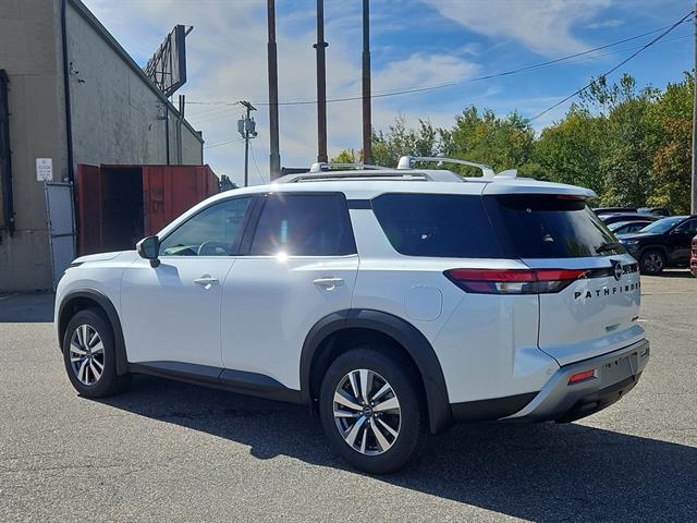 new 2025 Nissan Pathfinder car, priced at $43,818