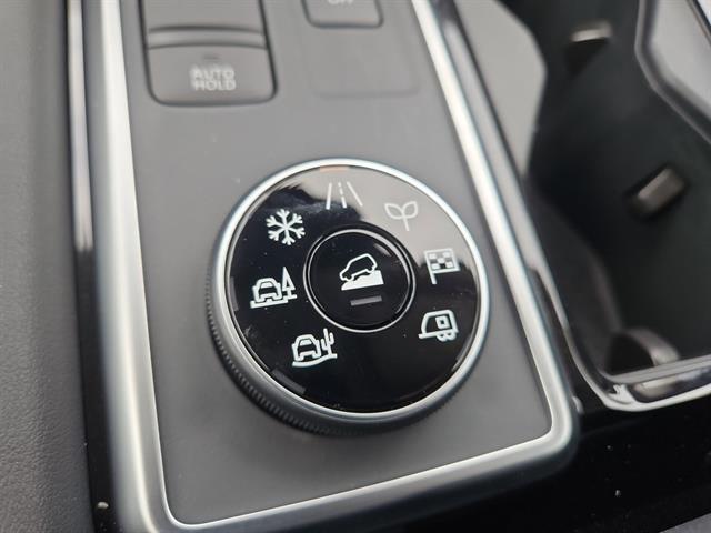 new 2025 Nissan Pathfinder car, priced at $49,431