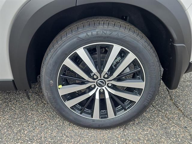 new 2025 Nissan Pathfinder car, priced at $49,431