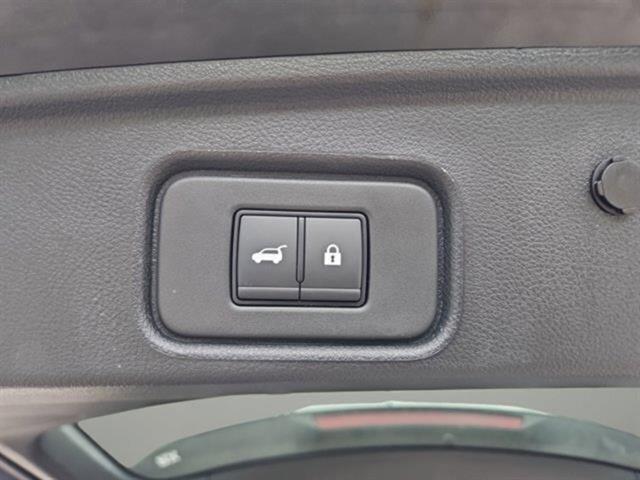 new 2025 Nissan Pathfinder car, priced at $39,898