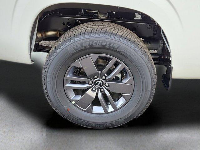 new 2025 Nissan Frontier car