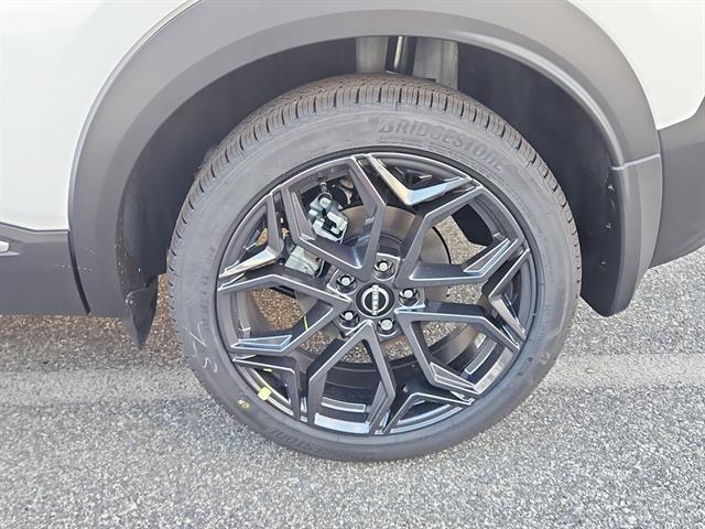 new 2026 Nissan Kicks car, priced at $30,005