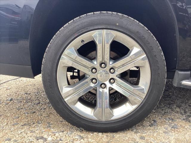 used 2017 Cadillac Escalade car, priced at $27,494