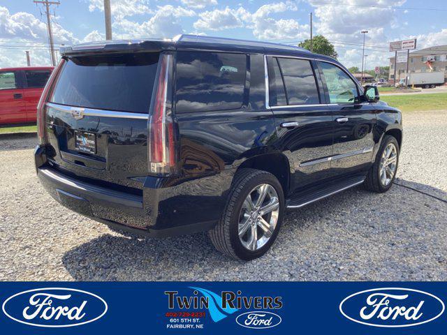 used 2017 Cadillac Escalade car, priced at $28,888