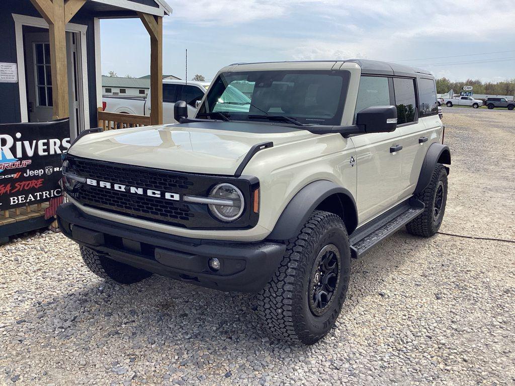 new 2025 Ford Bronco car, priced at $61,735