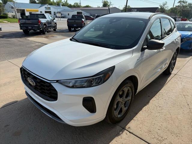 used 2023 Ford Escape car, priced at $29,995