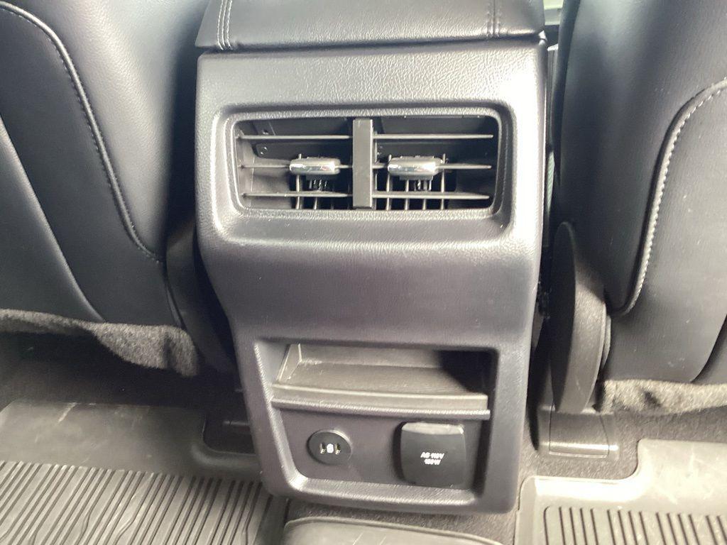used 2023 Ford Edge car, priced at $27,885