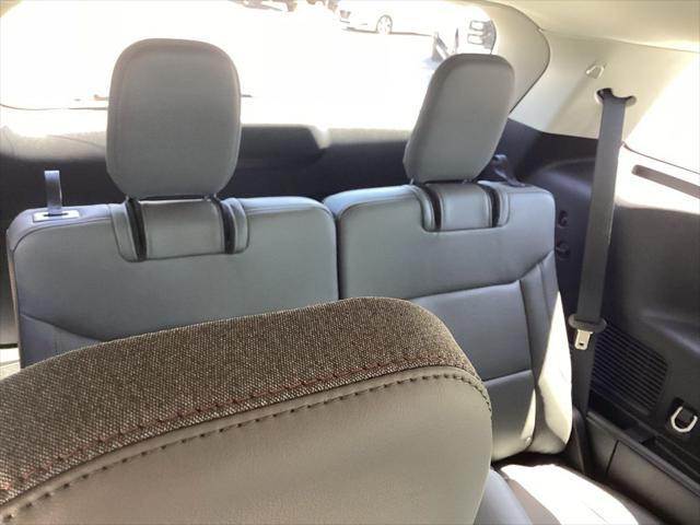 new 2025 Ford Explorer car, priced at $46,492