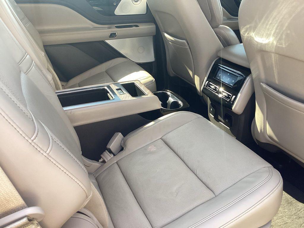 used 2020 Lincoln Aviator car, priced at $33,995