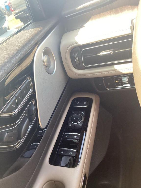 used 2020 Lincoln Aviator car, priced at $33,995
