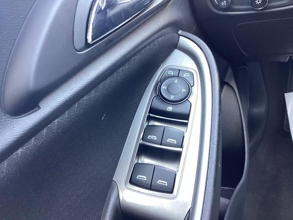 used 2023 Chevrolet Malibu car, priced at $18,249