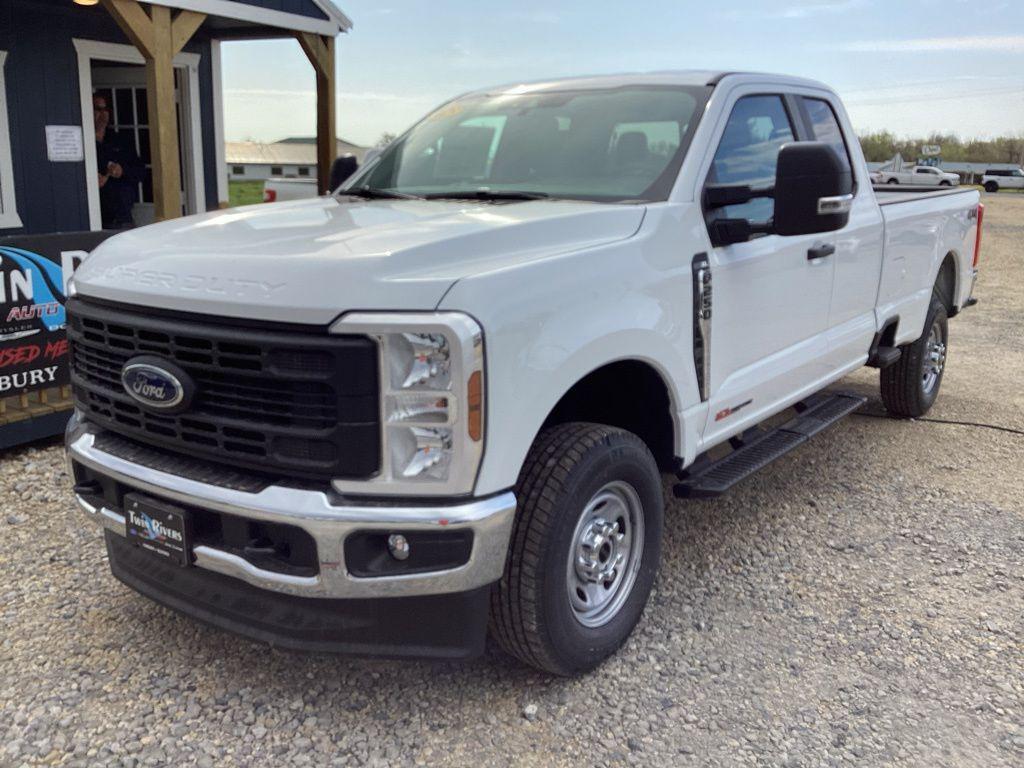 new 2025 Ford F-250 car, priced at $60,722