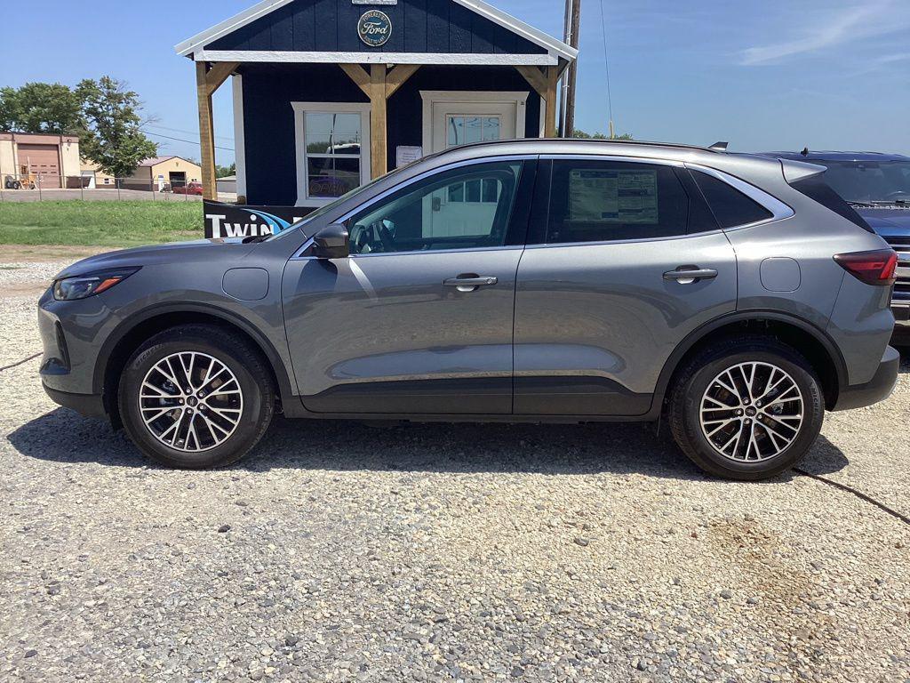 new 2025 Ford Escape PHEV car, priced at $33,676