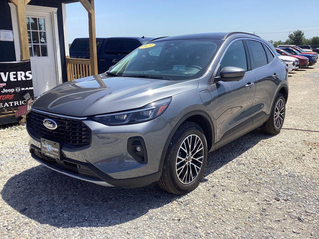new 2025 Ford Escape PHEV car, priced at $33,676