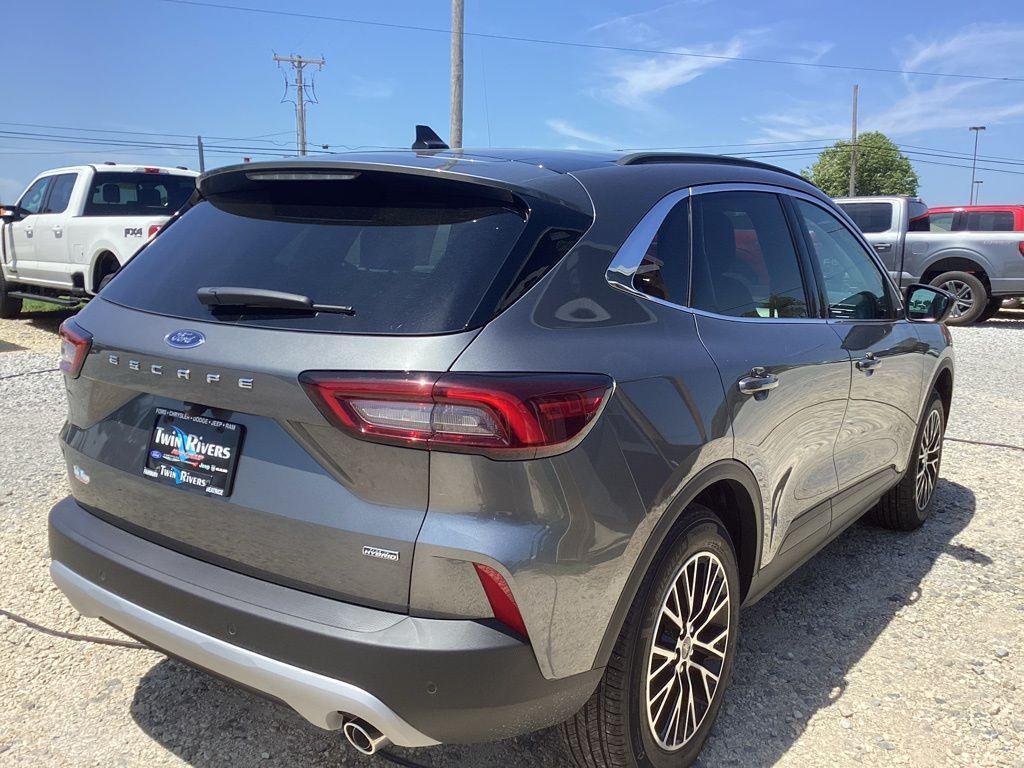 new 2025 Ford Escape PHEV car, priced at $33,676