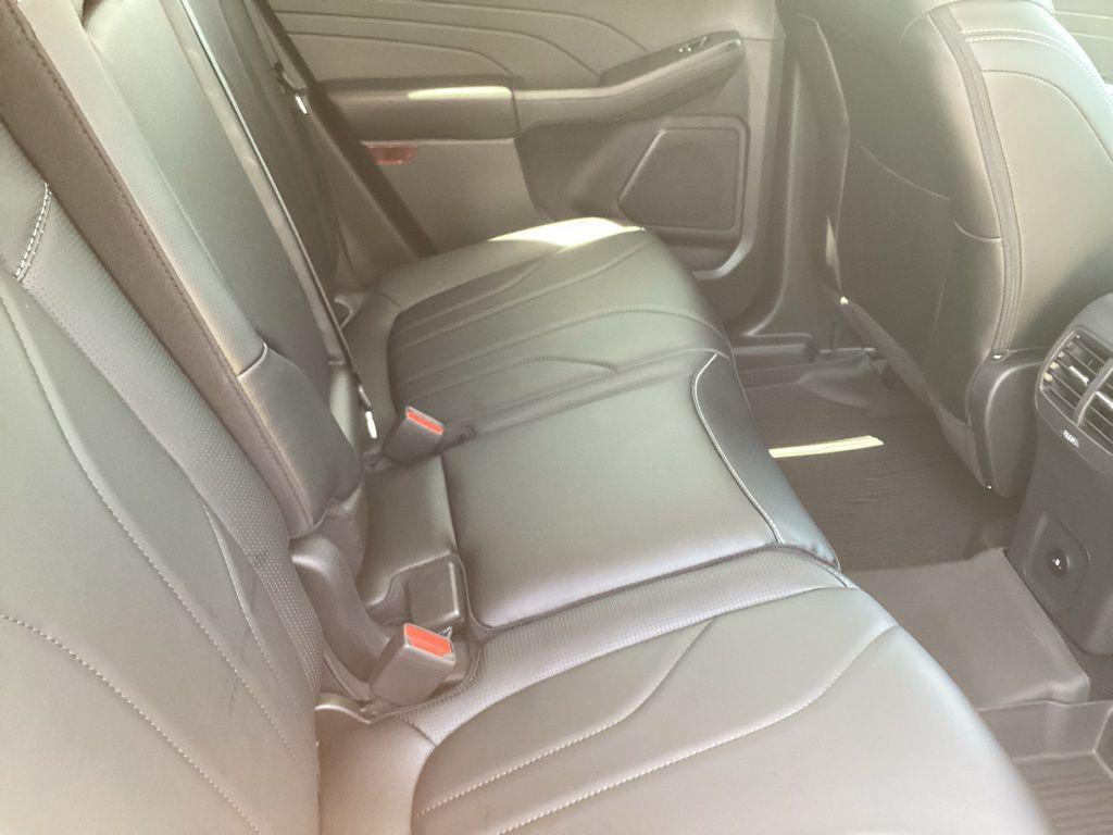 new 2025 Ford Escape PHEV car, priced at $33,676
