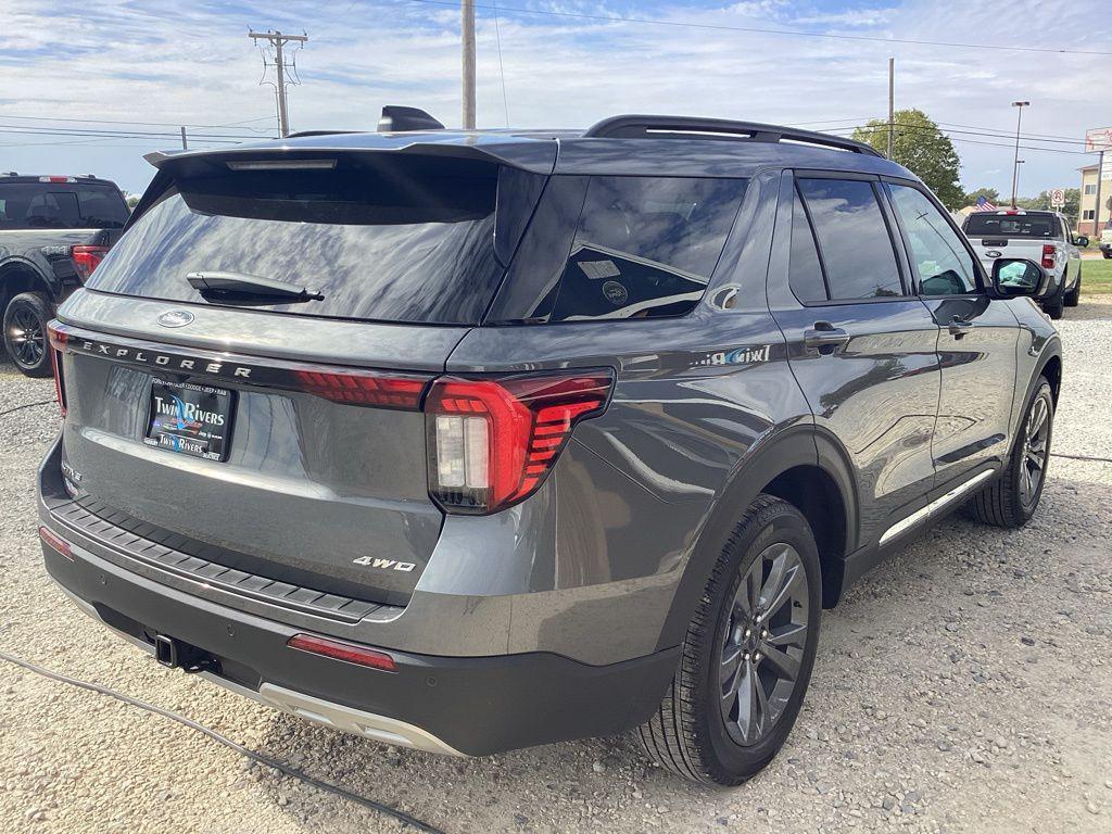 new 2025 Ford Explorer car, priced at $47,918