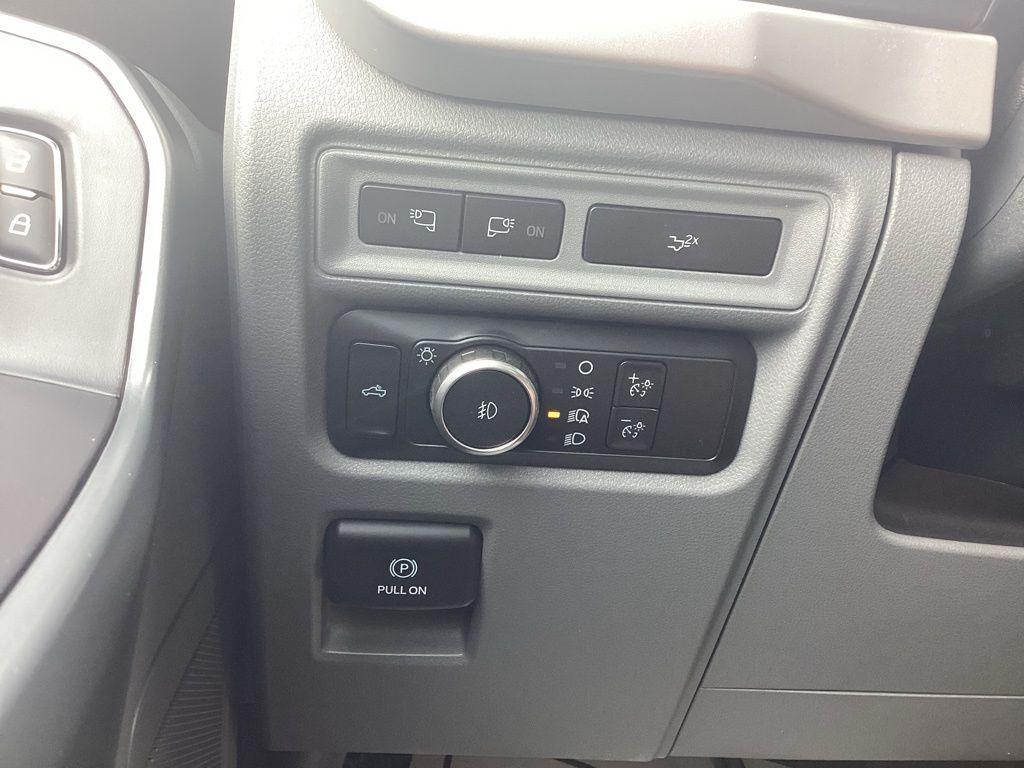 used 2022 Ford F-150 car, priced at $39,885