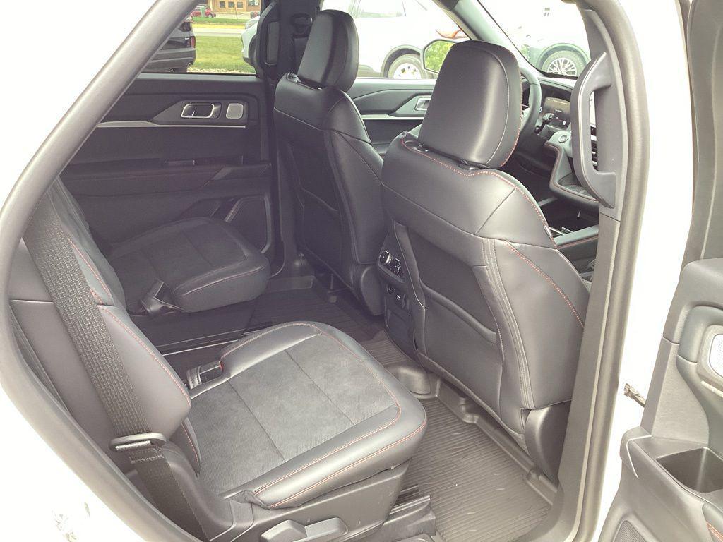 new 2025 Ford Explorer car, priced at $64,044