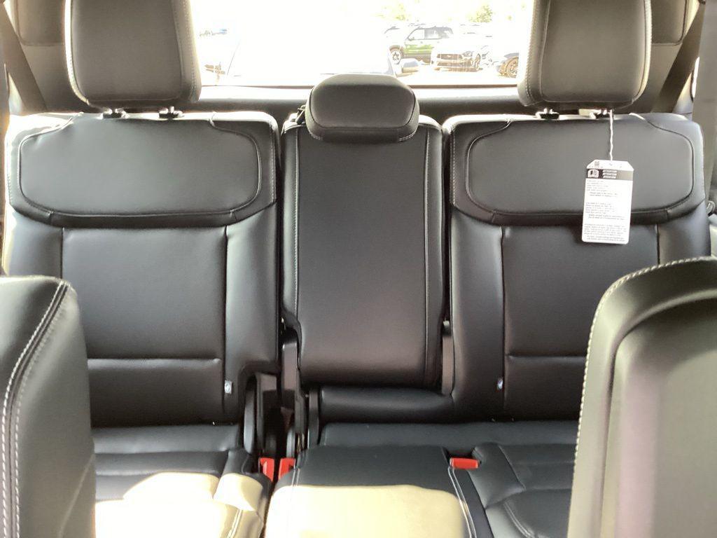 new 2025 Ford Expedition Max car, priced at $82,995