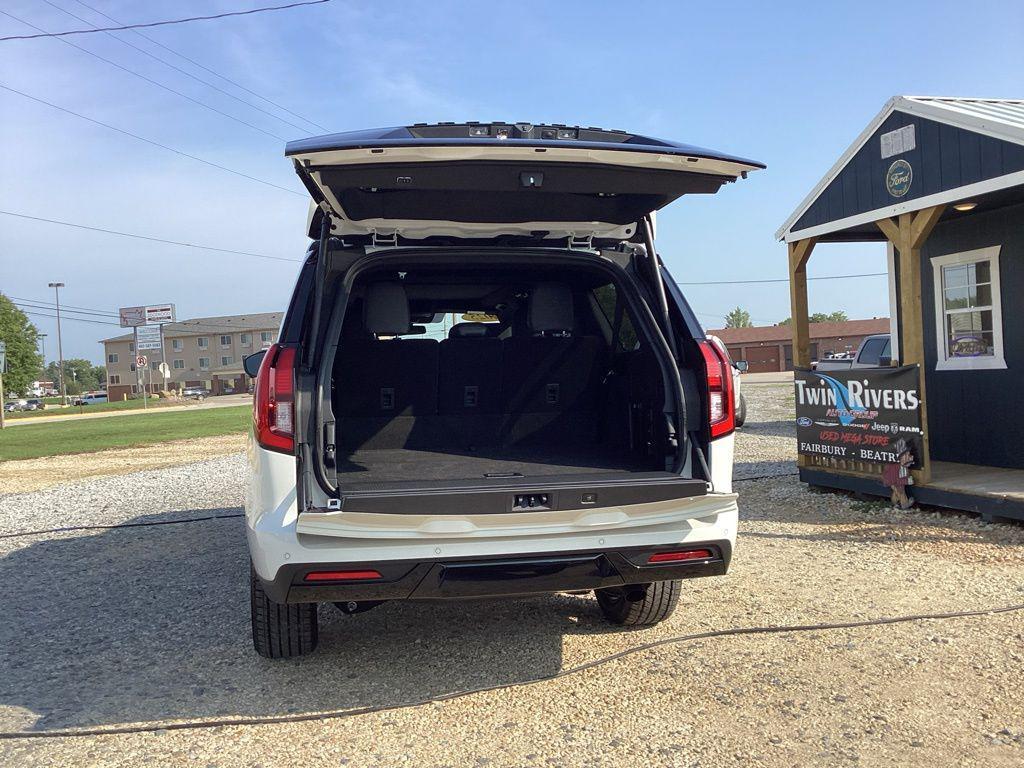 new 2025 Ford Expedition Max car, priced at $82,995