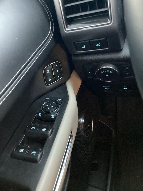 used 2021 Ford Expedition car, priced at $44,995