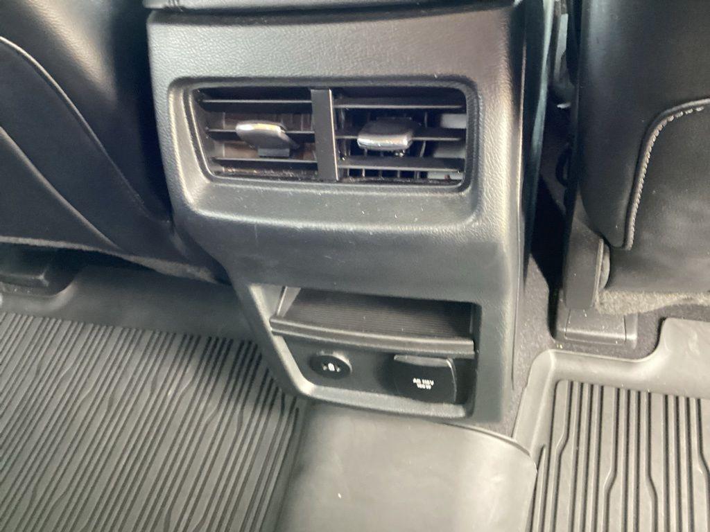 used 2023 Ford Edge car, priced at $27,585