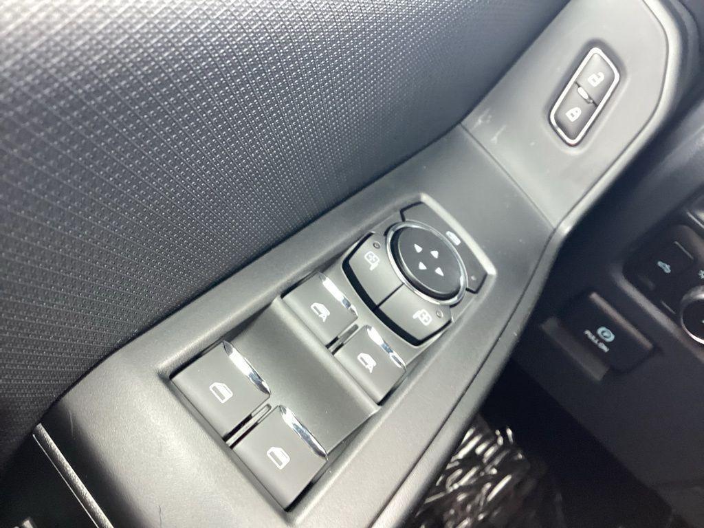new 2025 Ford F-150 car, priced at $50,184