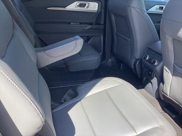 new 2025 Ford Explorer car, priced at $45,050