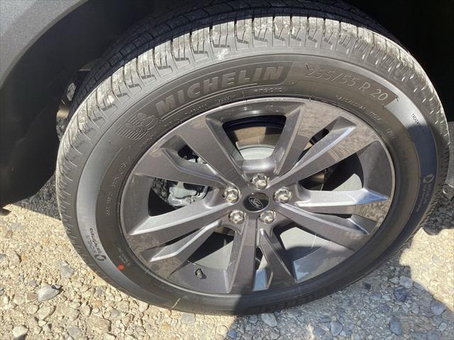 new 2025 Ford Explorer car, priced at $45,050